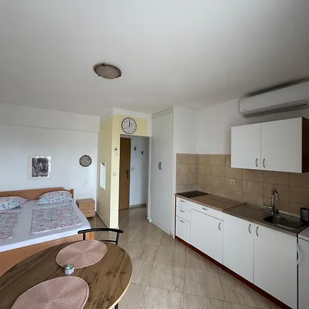 Loncar * Gradac (Split-Dalmatia)